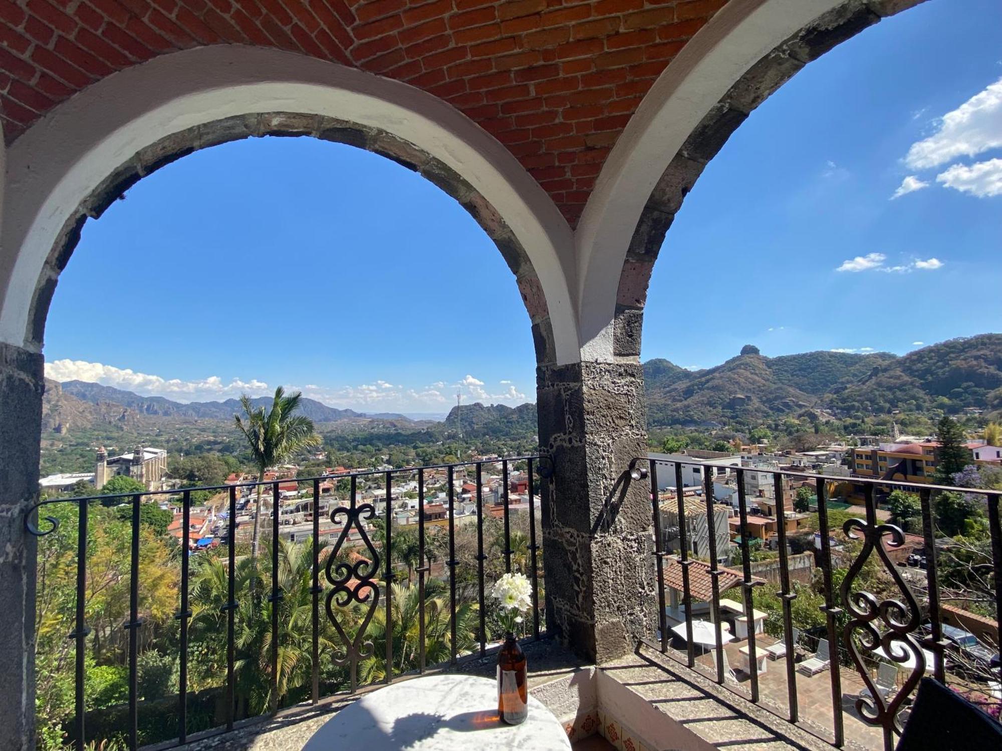 Posada Del Tepozteco - Hotel & Gallery 테포츨란 외부 사진